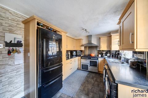 3 bedroom semi-detached house for sale, Mint Close, Woodhall Park, Swindon, SN2