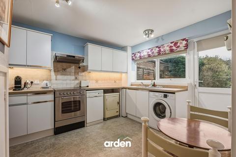 3 bedroom semi-detached house for sale, Meadow Close, Kington, WR7