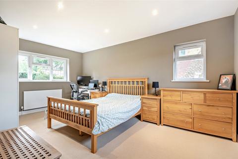 undefined, St. James Close, Pangbourne, Reading, Berkshire, RG8