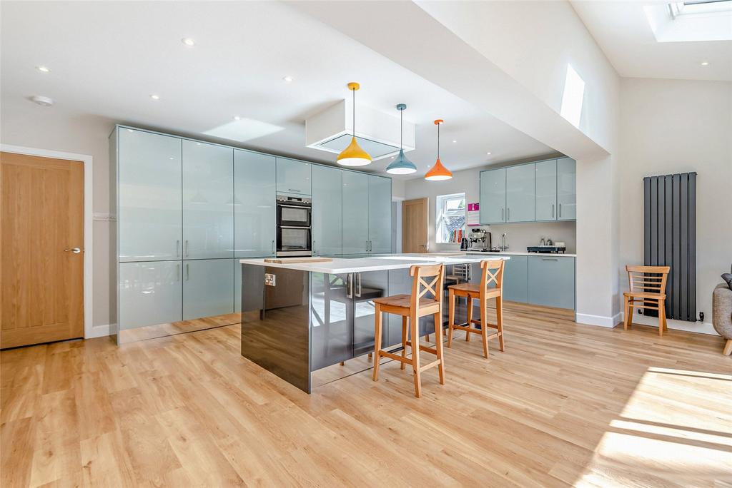 Kitchen Family Room