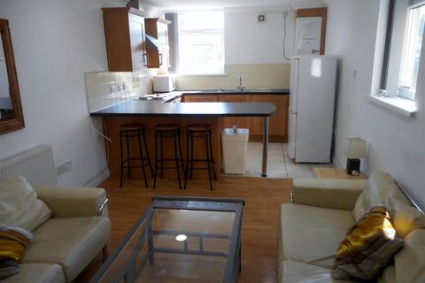 2 bedroom apartment to rent, Cathays Terrace, Cardiff