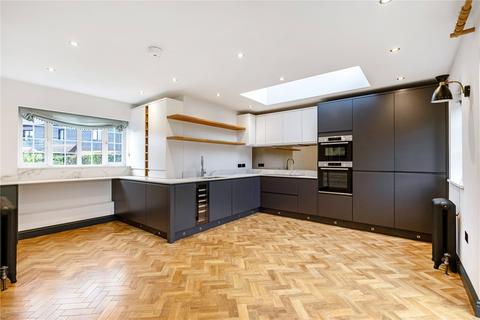 undefined, Meadow View, Redbourn, St. Albans, Hertfordshire, AL3