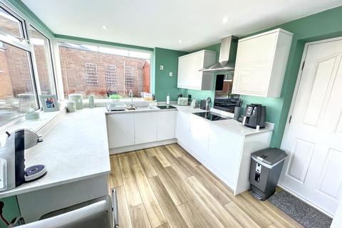 2 bedroom semi-detached bungalow for sale, Glamis Court, Ridgeway, South Shields, Tyne and Wear, NE34 8AN