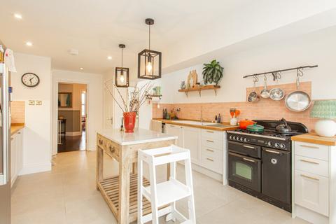 4 bedroom terraced house for sale, Nelson Road, Whitstable, CT5