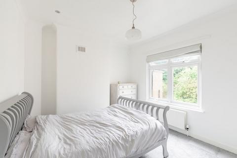 undefined, Kingsdown Avenue, South Croydon, CR2