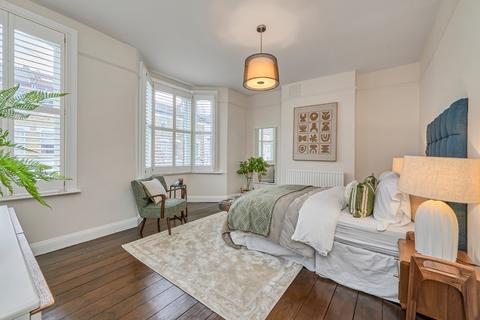 5 bedroom terraced house for sale, Saltoun Road, Brixton, London, SW2