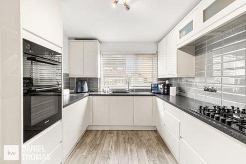 undefined, DANIEL THOMAS | Cross Terrace, Waltham Abbey, EN9 3DQ