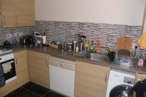 2 bedroom terraced house to rent, Silverbirch Avenue, Coventry CV4