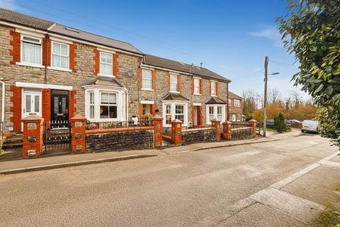 undefined, Llanharry, Pontyclun CF72