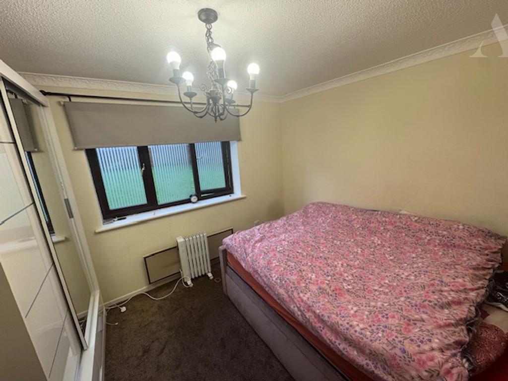 Flat 3 Gilbertstone Court Bedroom 1.jpeg