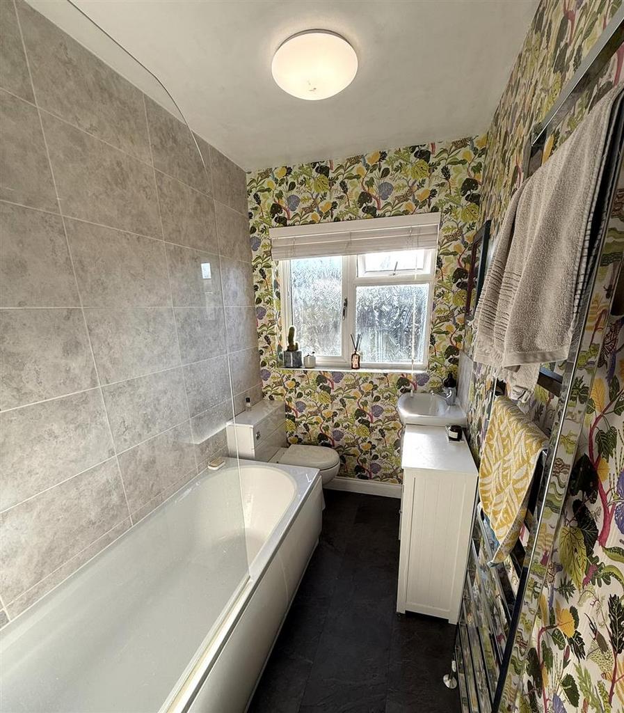 Modern Bathroom