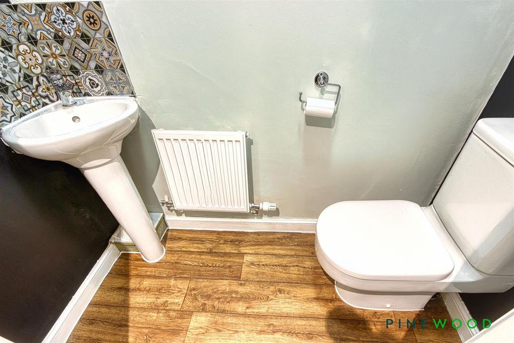 Ground floor wc