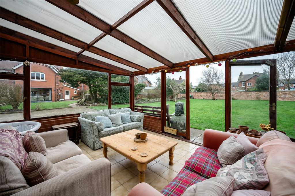 Summer House