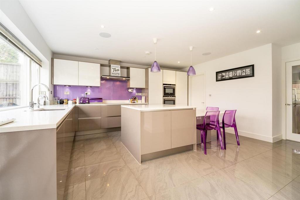 Living Kitchen Diner