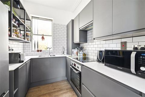 2 bedroom flat to rent, Pembridge Square, London W2