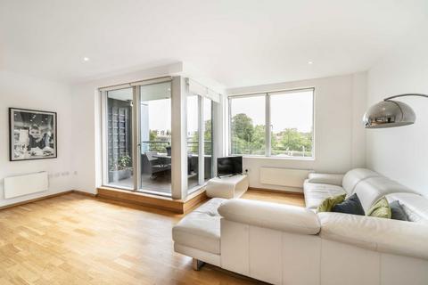 2 bedroom flat to rent, Bardolph Road, Richmond TW9
