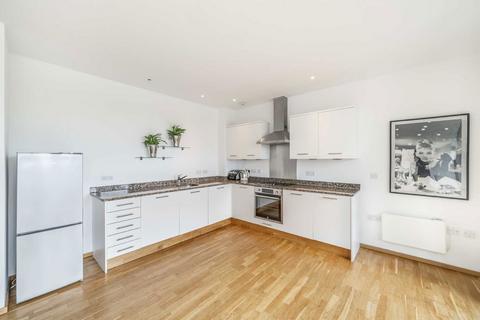 2 bedroom flat to rent, Bardolph Road, Richmond TW9