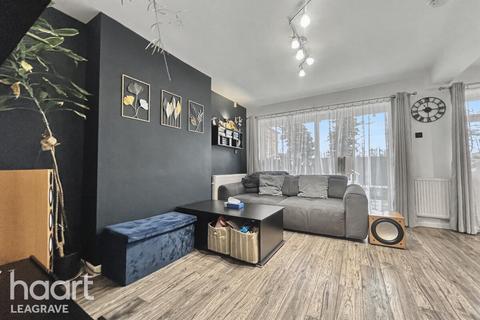 3 bedroom semi-detached house for sale, Florence Avenue, Luton