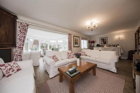 undefined, Frog Lane, West Malling ME19