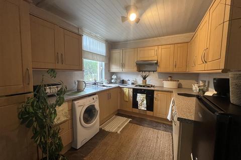 undefined, Cleckheaton Road, Bradford BD12