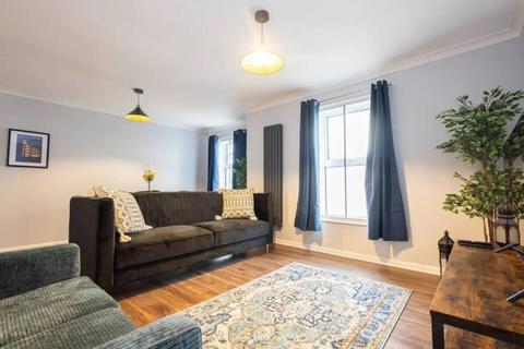 2 bedroom apartment to rent, Apt 131a, Liverpool Road