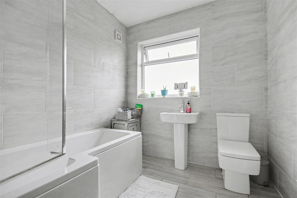 Bathroom.jpeg