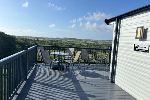 undefined, White Cross TR8