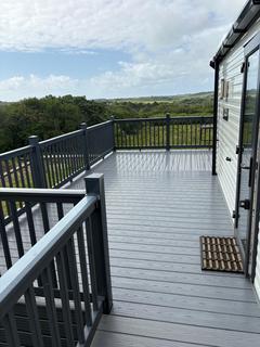 undefined, White Cross TR8