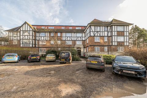 1 bedroom flat for sale, Millbrook Road East, Southampton, Hampshire, SO15