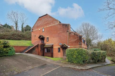 2 bedroom flat for sale, Gandon Vale, High Wycombe HP13