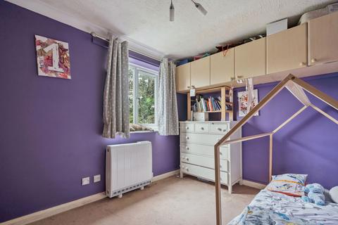 2 bedroom flat for sale, Gandon Vale, High Wycombe HP13