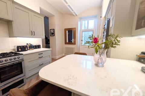 3 bedroom terraced house for sale, Queens House, Fennel Close, Maidstone ME16