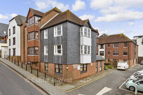1 bedroom flat for sale, Station Street, Lewes, East Sussex