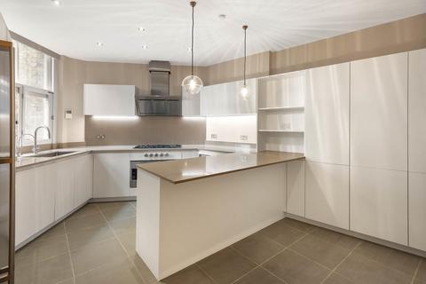undefined, London W14