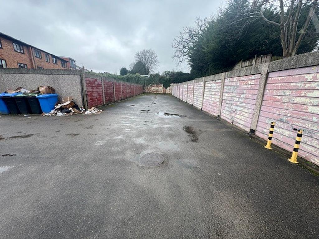 Flat 3 Gilbertstone Court garages.jpeg