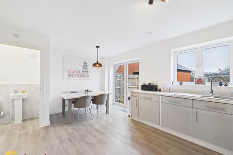 4 bedroom semi-detached house for sale, Nickling Road, Banbury OX16