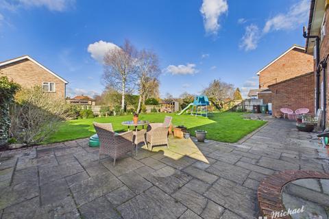 4 bedroom detached house for sale, King Edward Avenue, Aylesbury