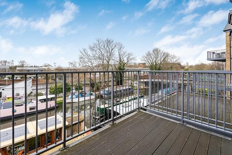undefined, Waterloo Road, Uxbridge, UB8