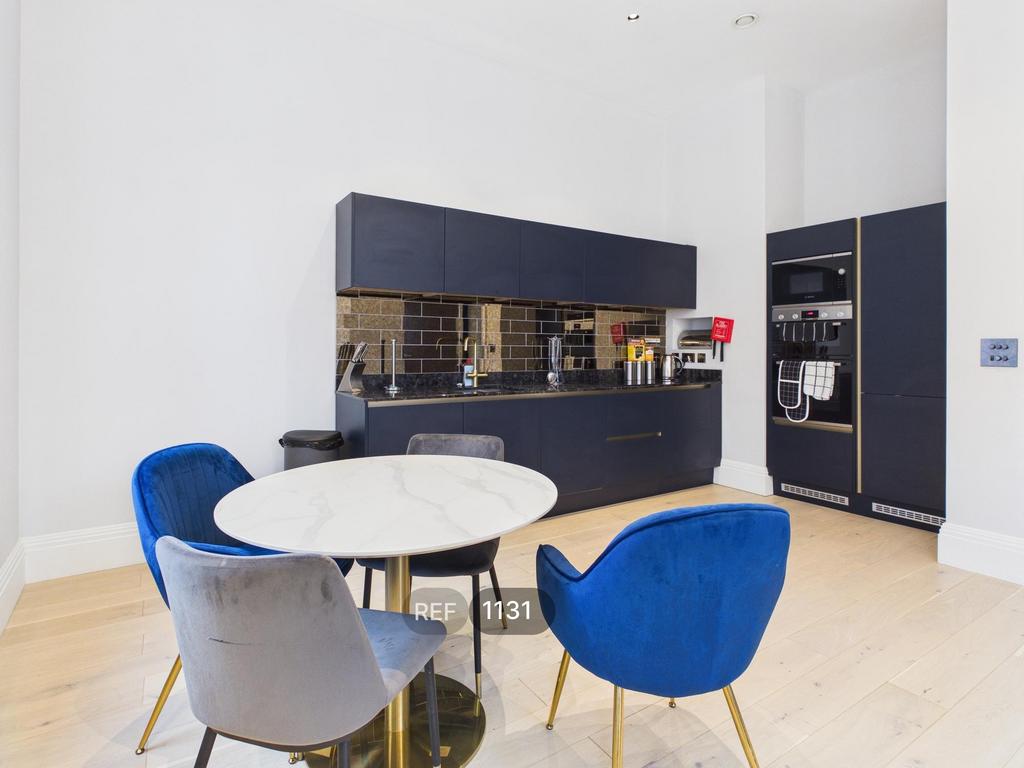 Kitchen / Living area