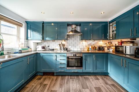 undefined, Pulteney Close, Isleworth TW7