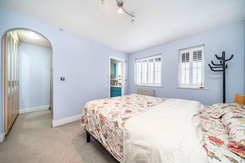 undefined, Pulteney Close, Isleworth TW7