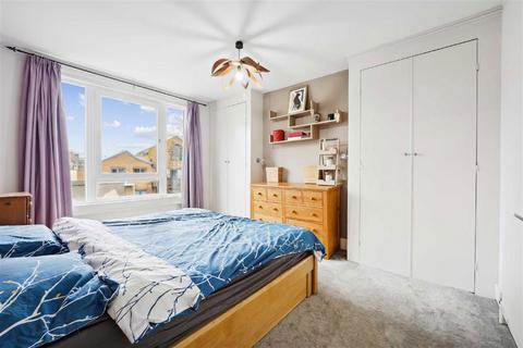 2 bedroom flat for sale, Brixton Hill, London SW2
