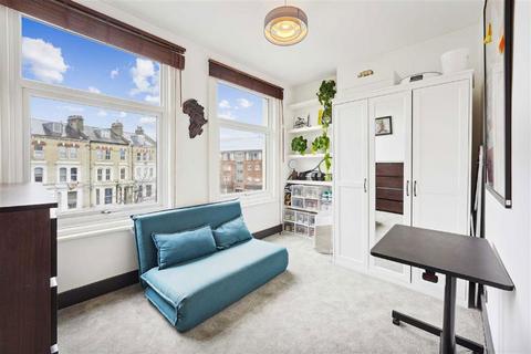 2 bedroom flat for sale, Brixton Hill, London SW2