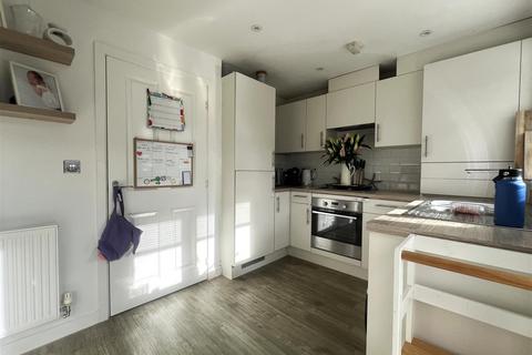 3 bedroom end of terrace house for sale, Amsbridge Crescent, Wick, Littlehampton