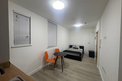 undefined, 2a Burnside Road G5 Dagenham RM8 1XD