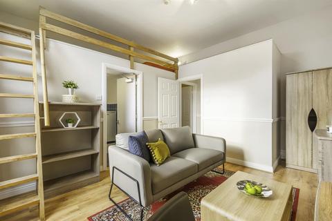 Flat 6, 2 VICTORIA TERRACE, LEEDS