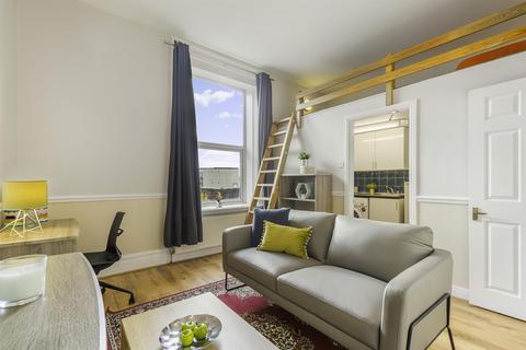 undefined, Flat 6, 2 VICTORIA TERRACE, LEEDS