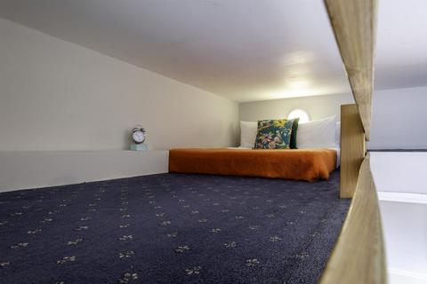 undefined, Flat 6, 2 VICTORIA TERRACE, LEEDS