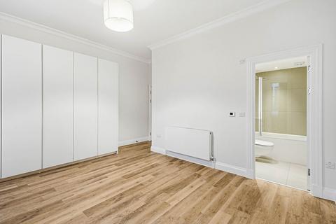 2 bedroom flat to rent, Duke Of York Square, Chelsea SW3