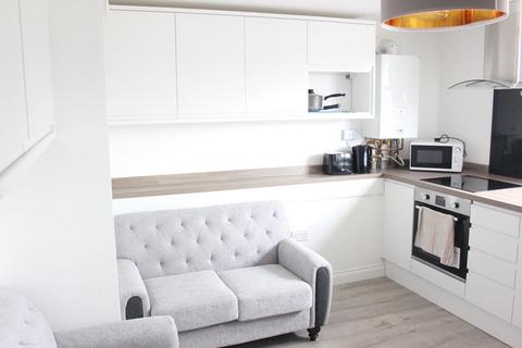 undefined, 30 Hill Park Crescent